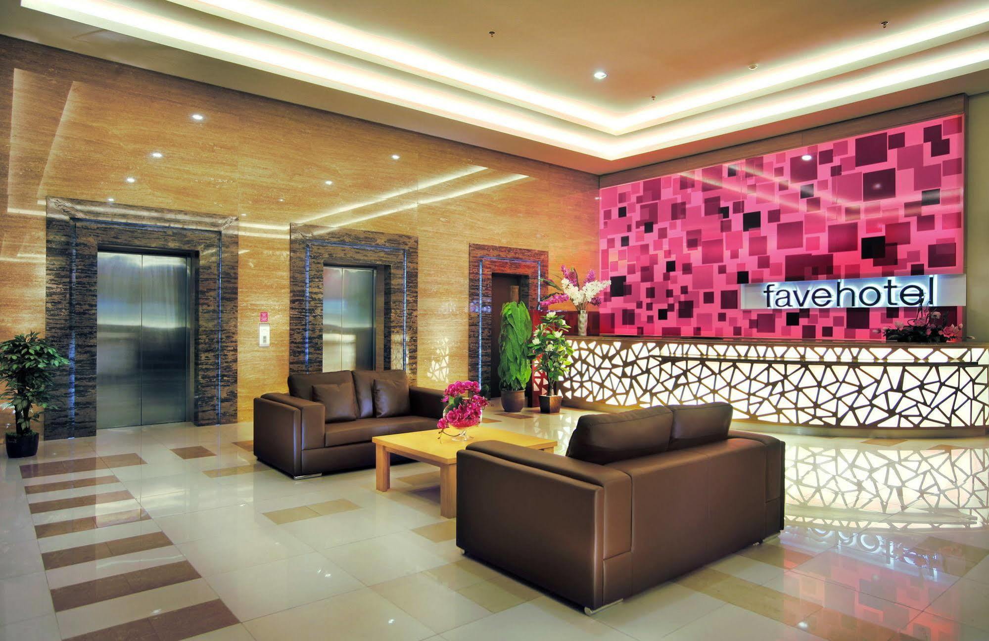Favehotel Pasar Baru Jakarta Buitenkant foto