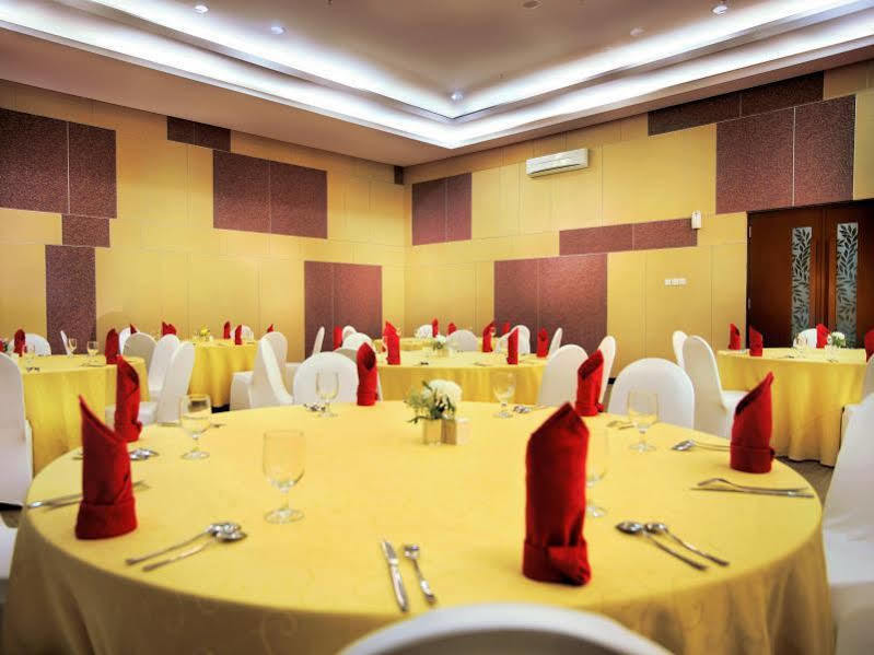 Favehotel Pasar Baru Jakarta Buitenkant foto